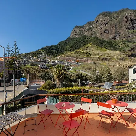 Jaca Hostel Porto Da Cruz