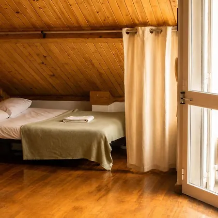 Jaca Hostel